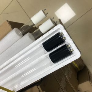 T8紫外線(xiàn)殺菌帶臭氧無(wú)臭氧T8UV消毒醫(yī)用家用學(xué)校專(zhuān)用殺菌除螨燈管